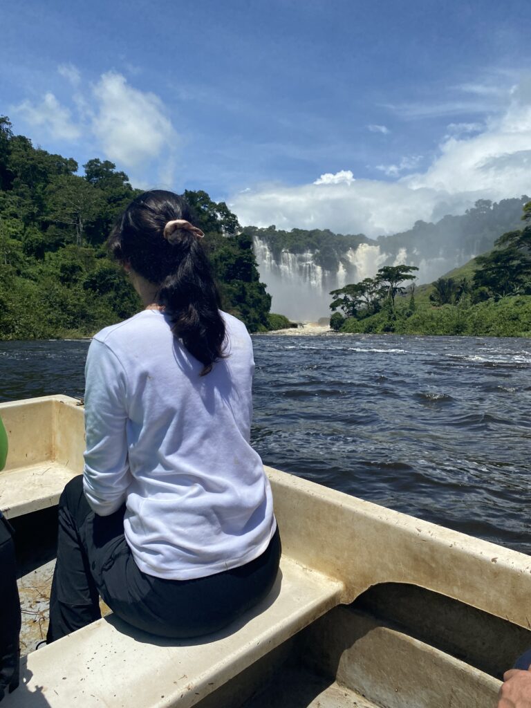 Constanza crossing the river