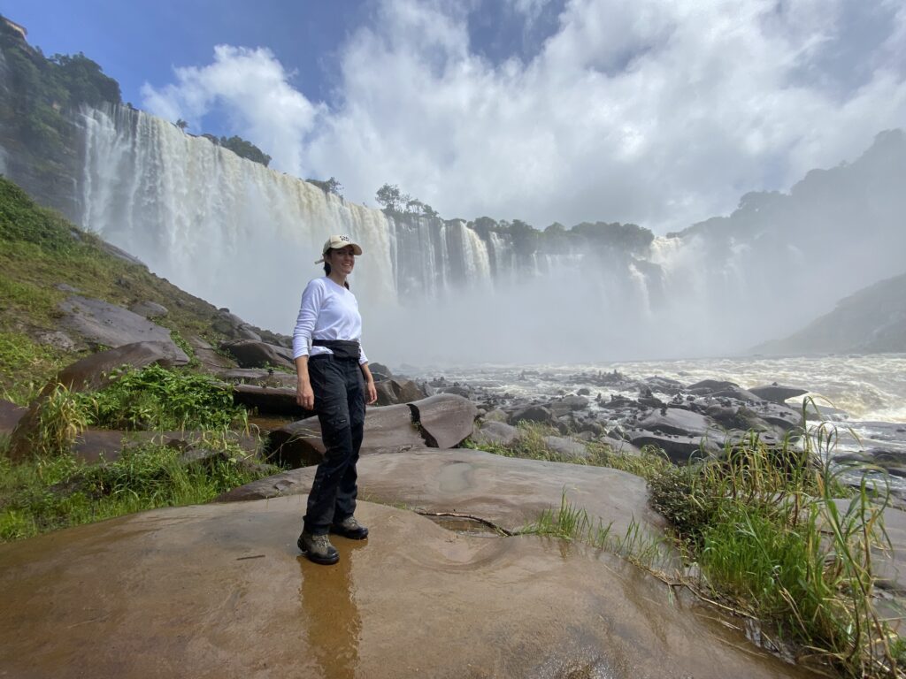 Constanza bottom kalandula falls