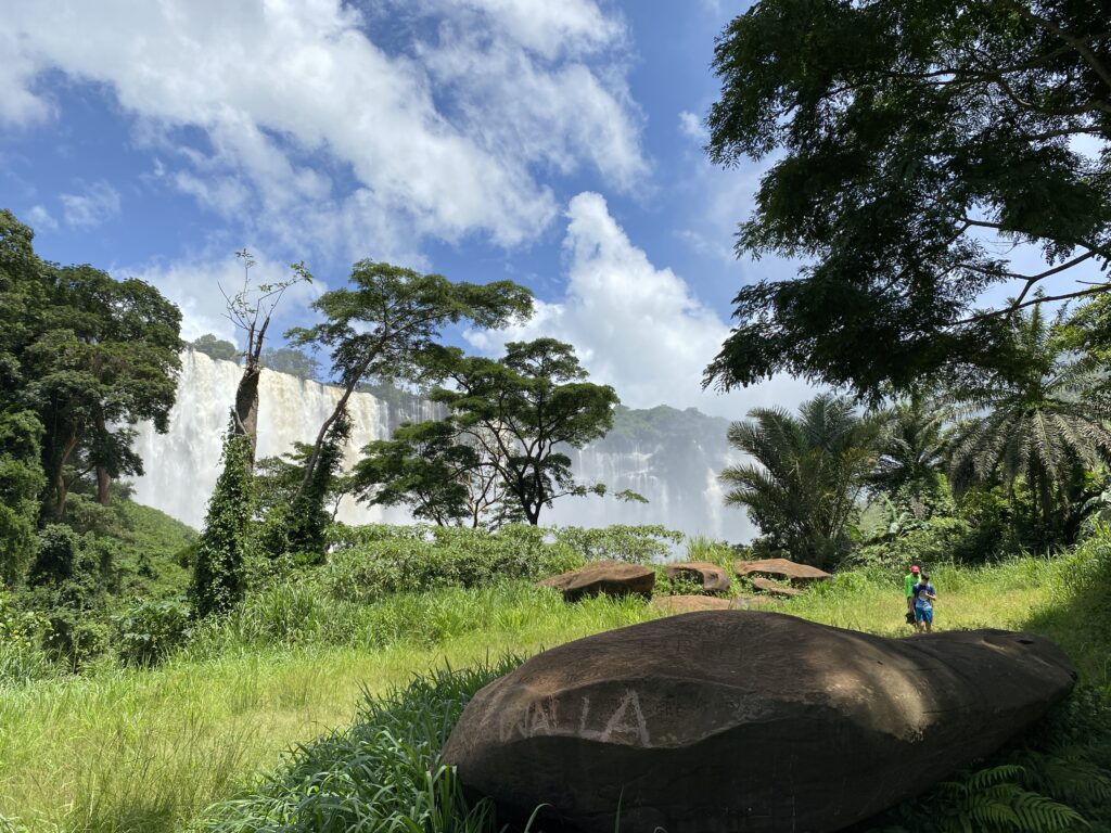 kalandula falls view